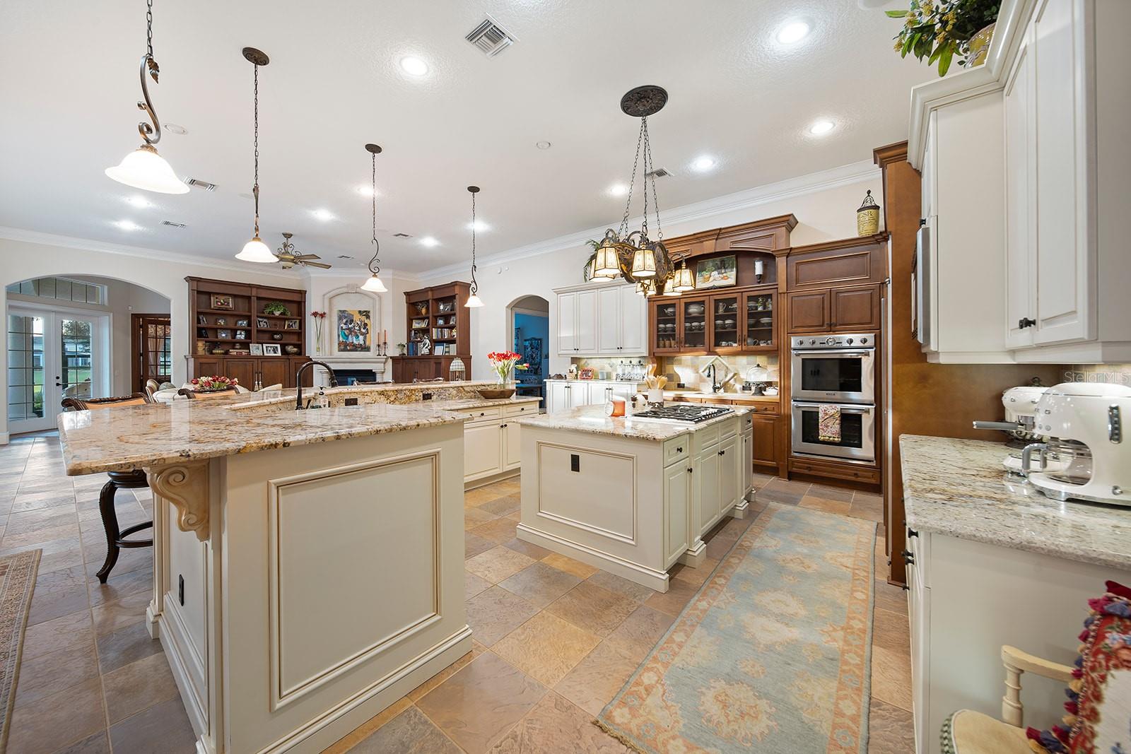 KEENES POINTE - Residential