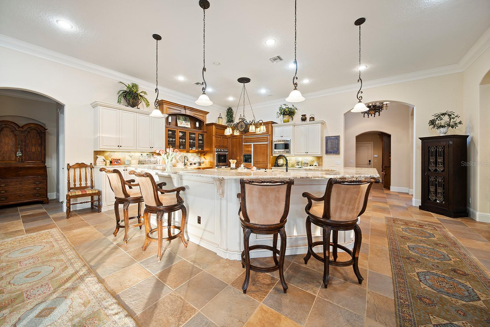 KEENES POINTE - Residential