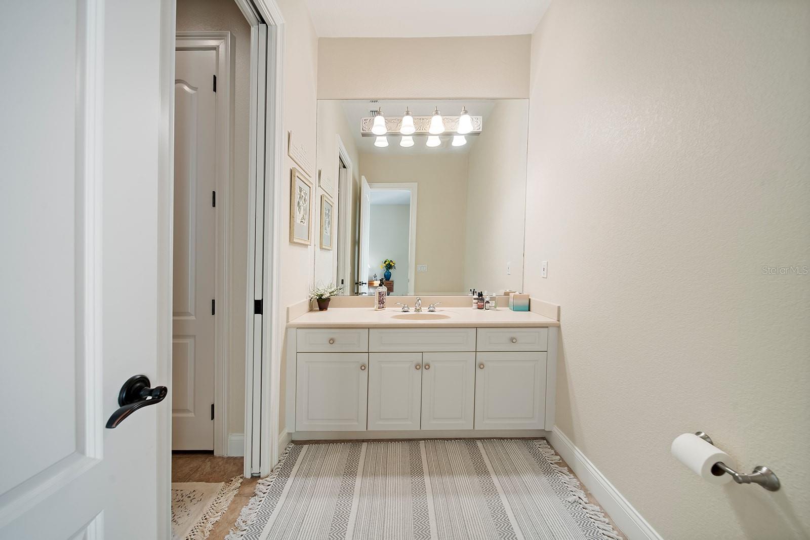 KEENES POINTE - Residential