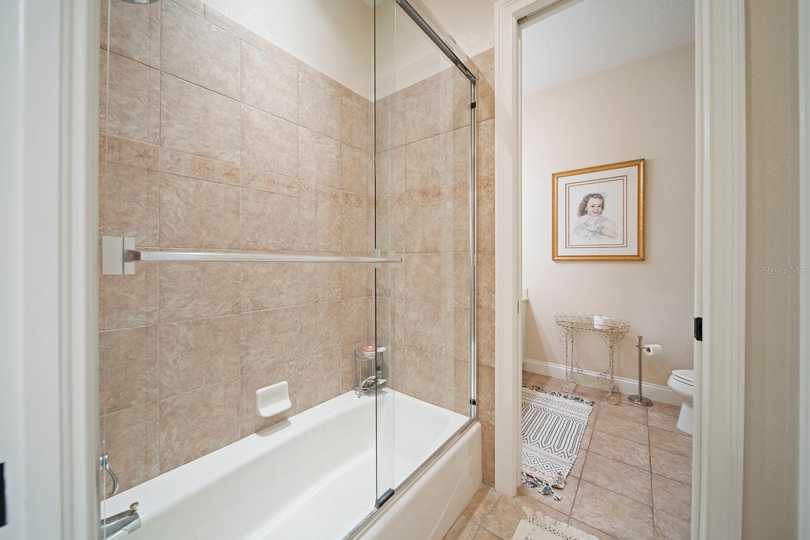 KEENES POINTE - Residential