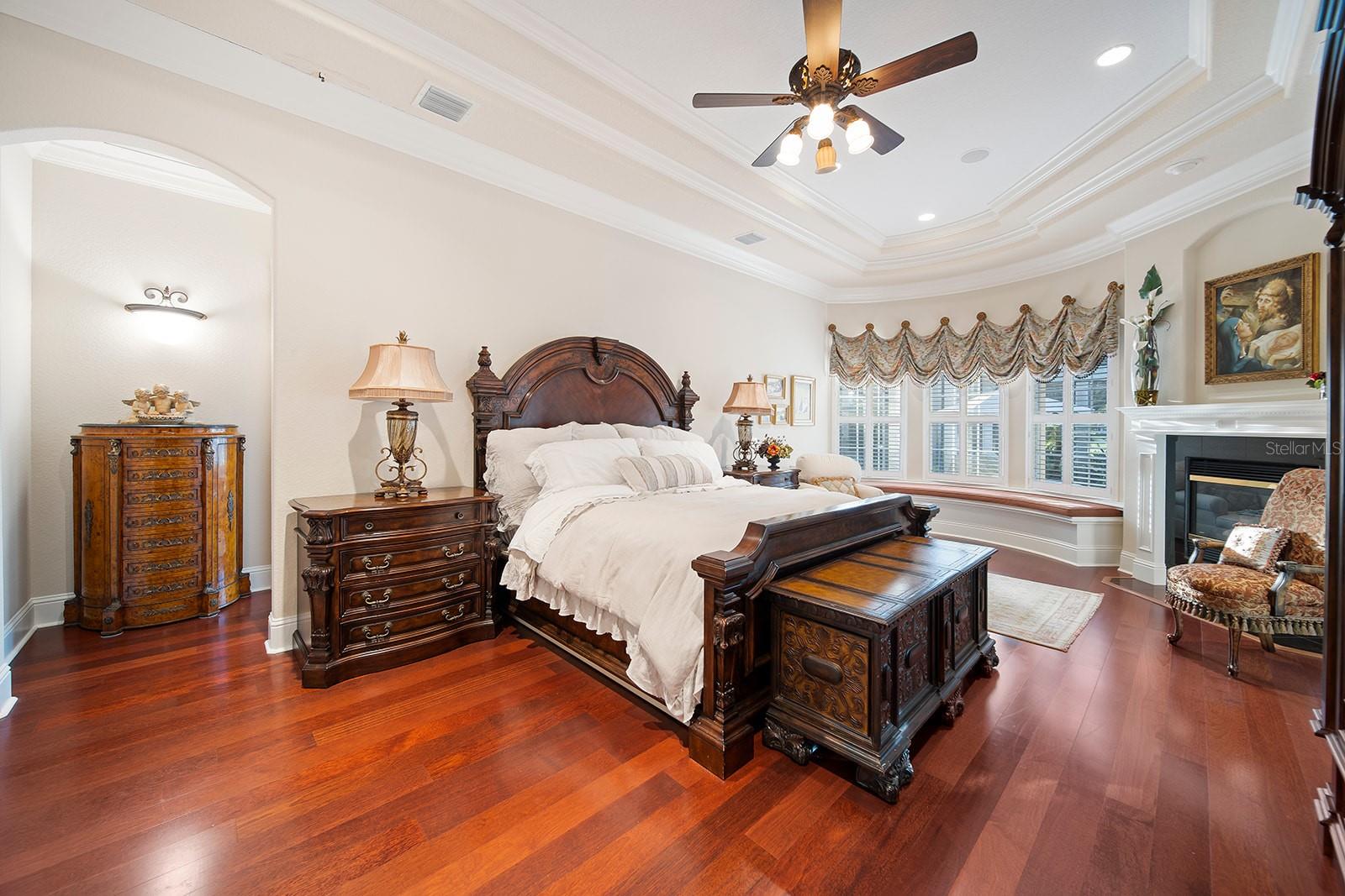 KEENES POINTE - Residential