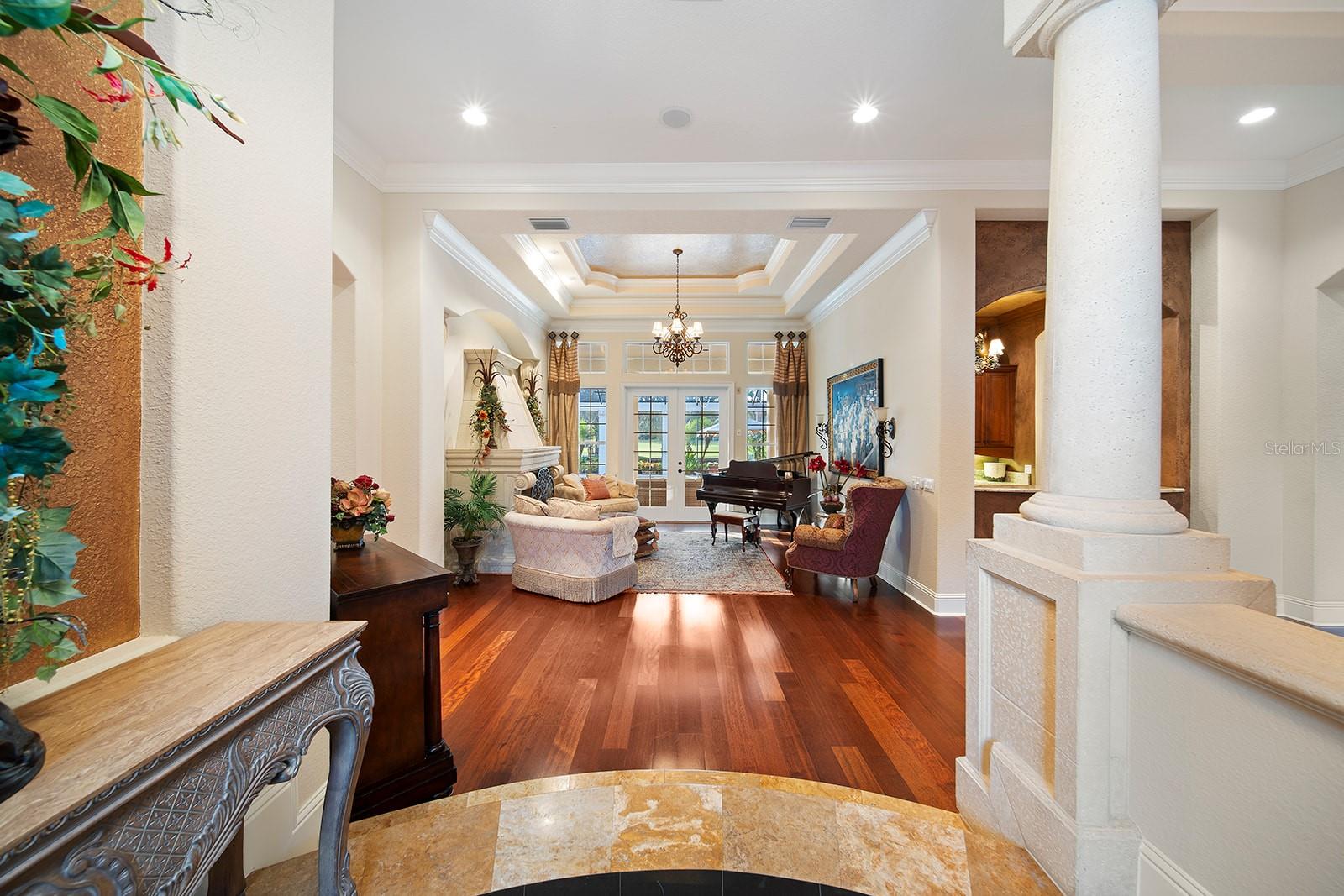 KEENES POINTE - Residential