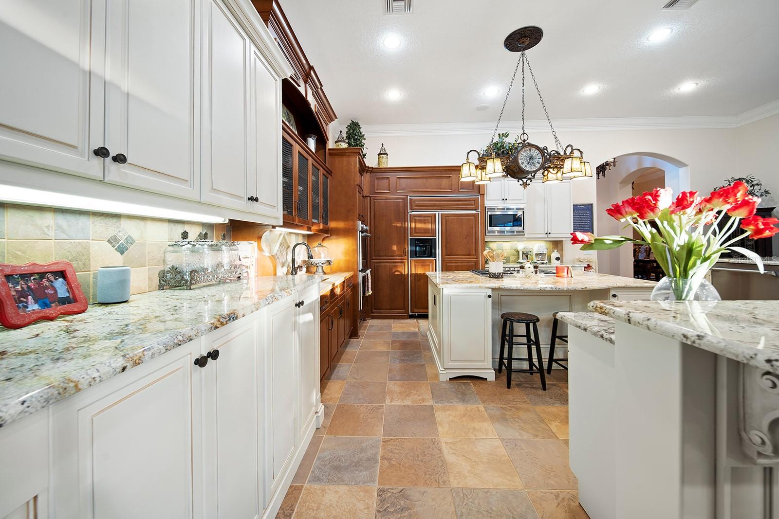 KEENES POINTE - Residential