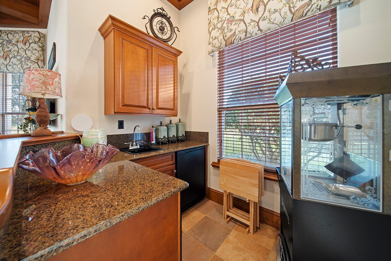 KEENES POINTE - Residential