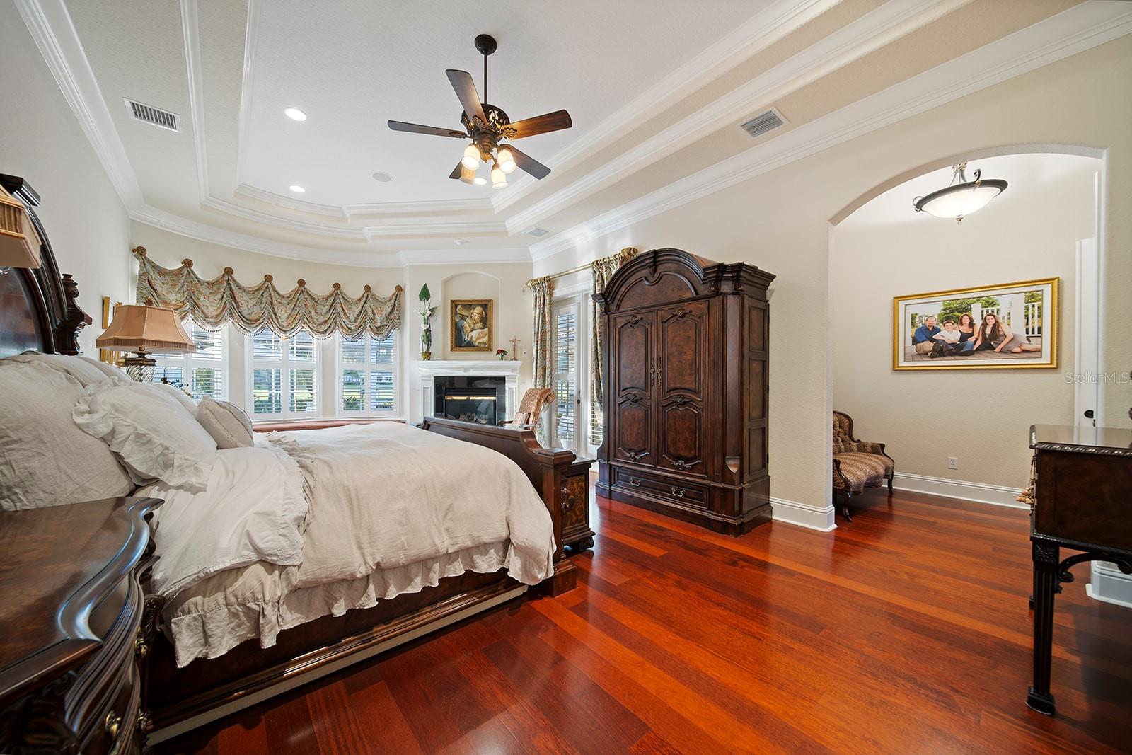 KEENES POINTE - Residential