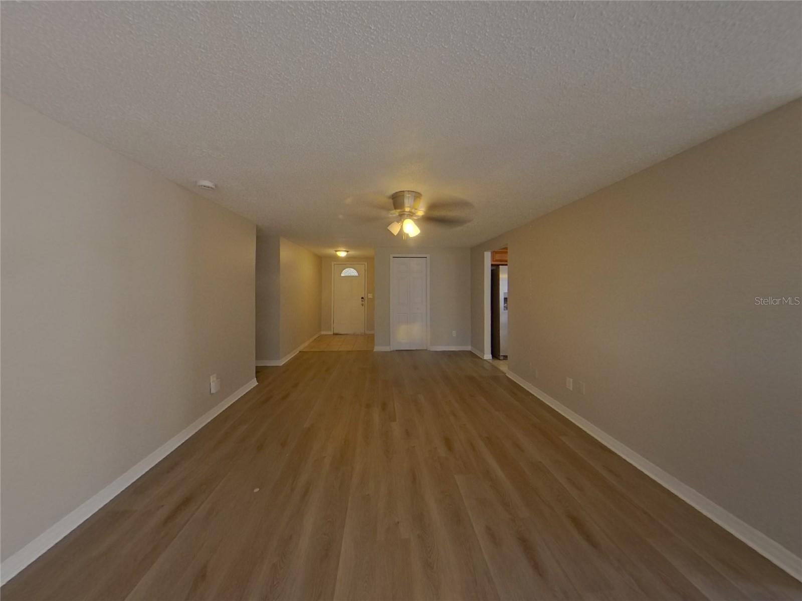 TOWNN COUNTRY PARK UNIT 26 - Residential Lease