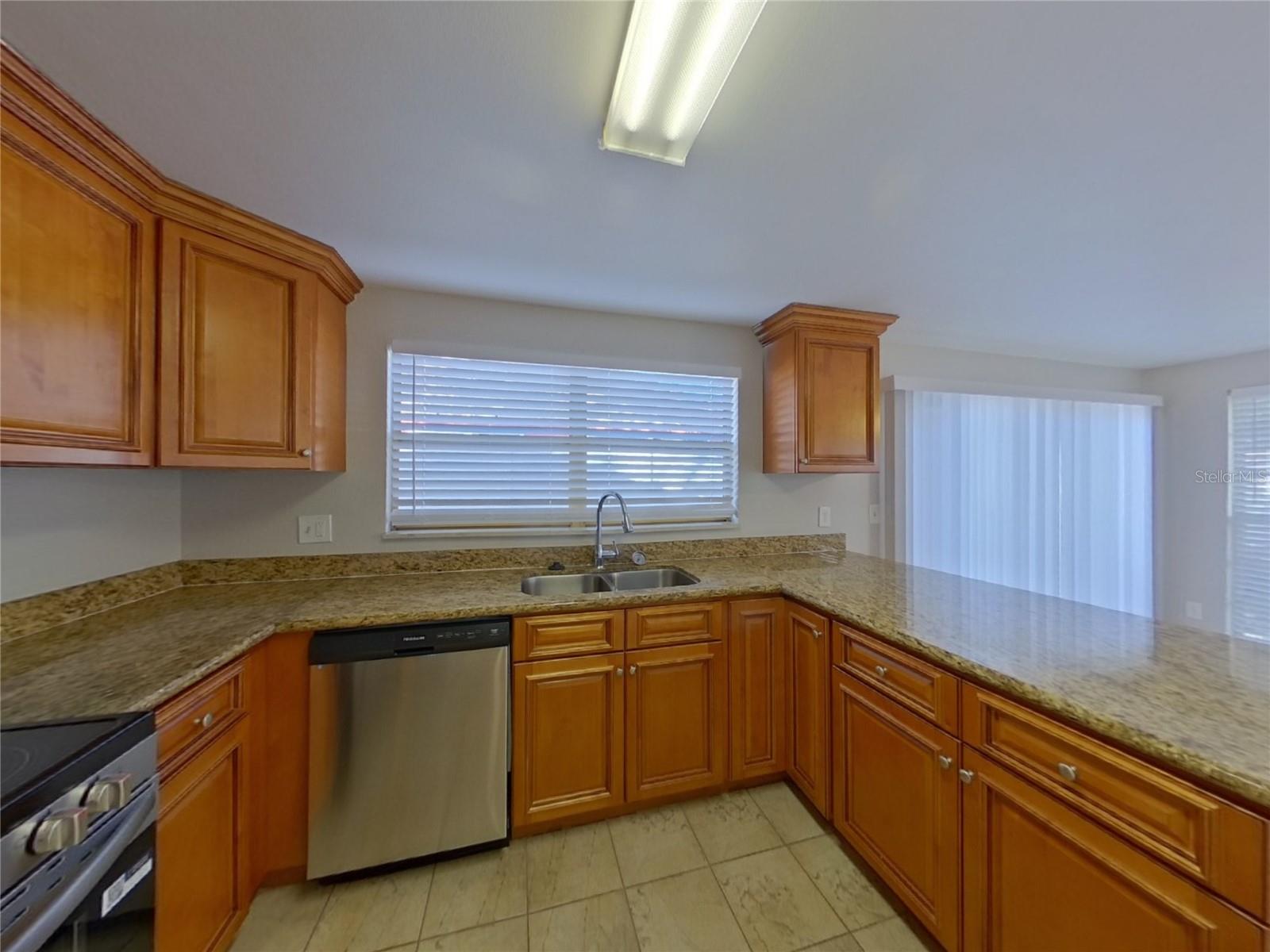 TOWNN COUNTRY PARK UNIT 26 - Residential Lease