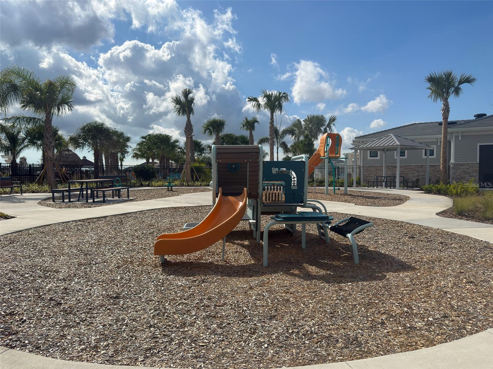 PROSPERITY LAKES - ACTIVE ADULT - Residential