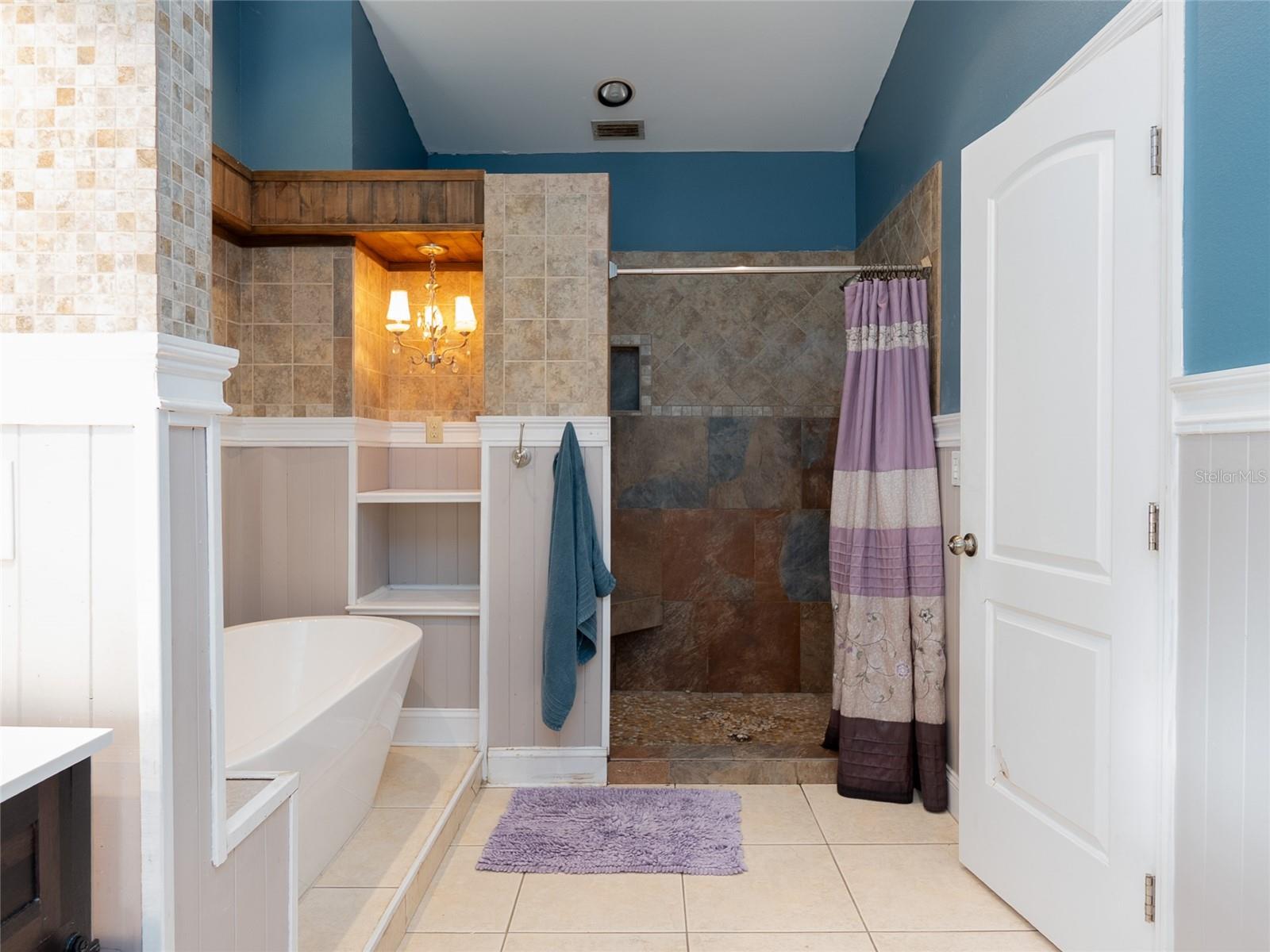 CRESCENT LAKES PH 3 - Residential