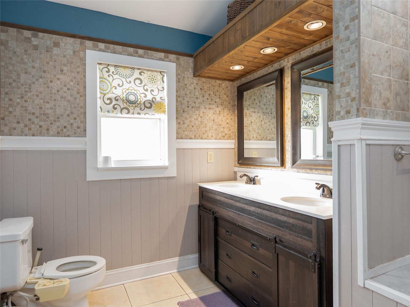 CRESCENT LAKES PH 3 - Residential