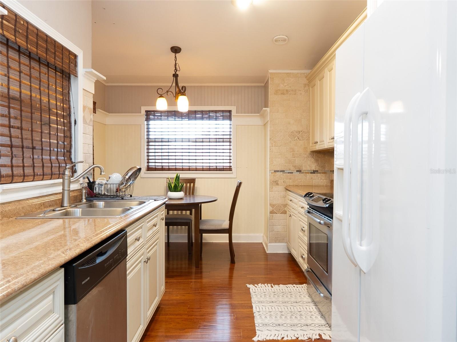 CRESCENT LAKES PH 3 - Residential