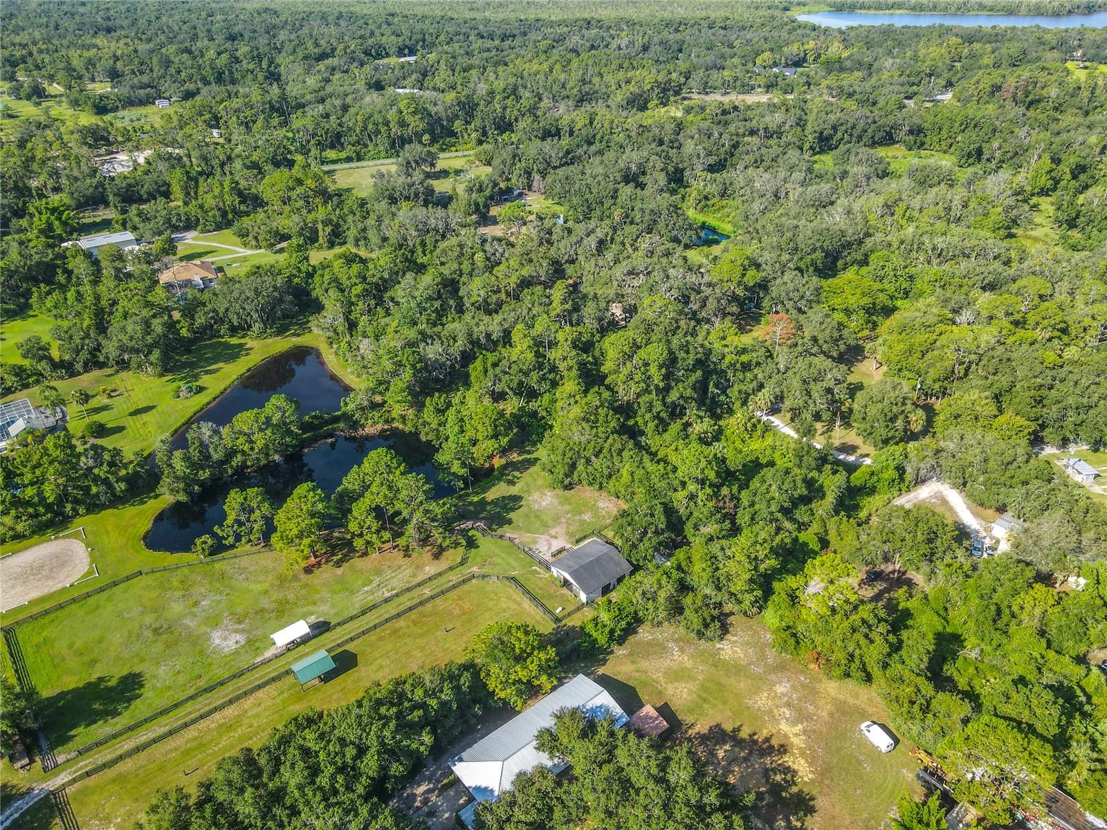 W 01/2 SW 01/4 11 19 31 - Land