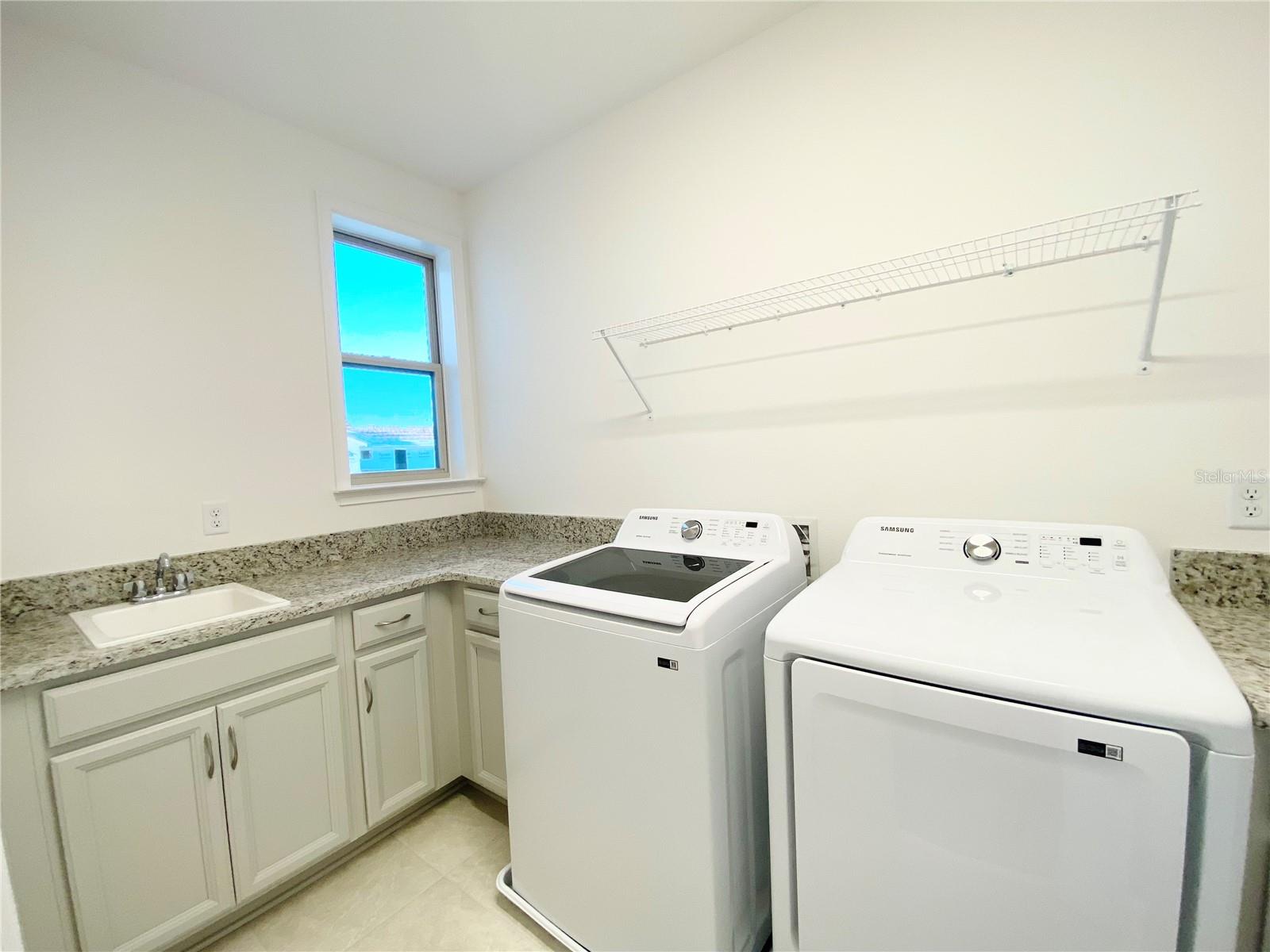 EAGLE CRK VILLAGE I PH 2 - Residential Lease