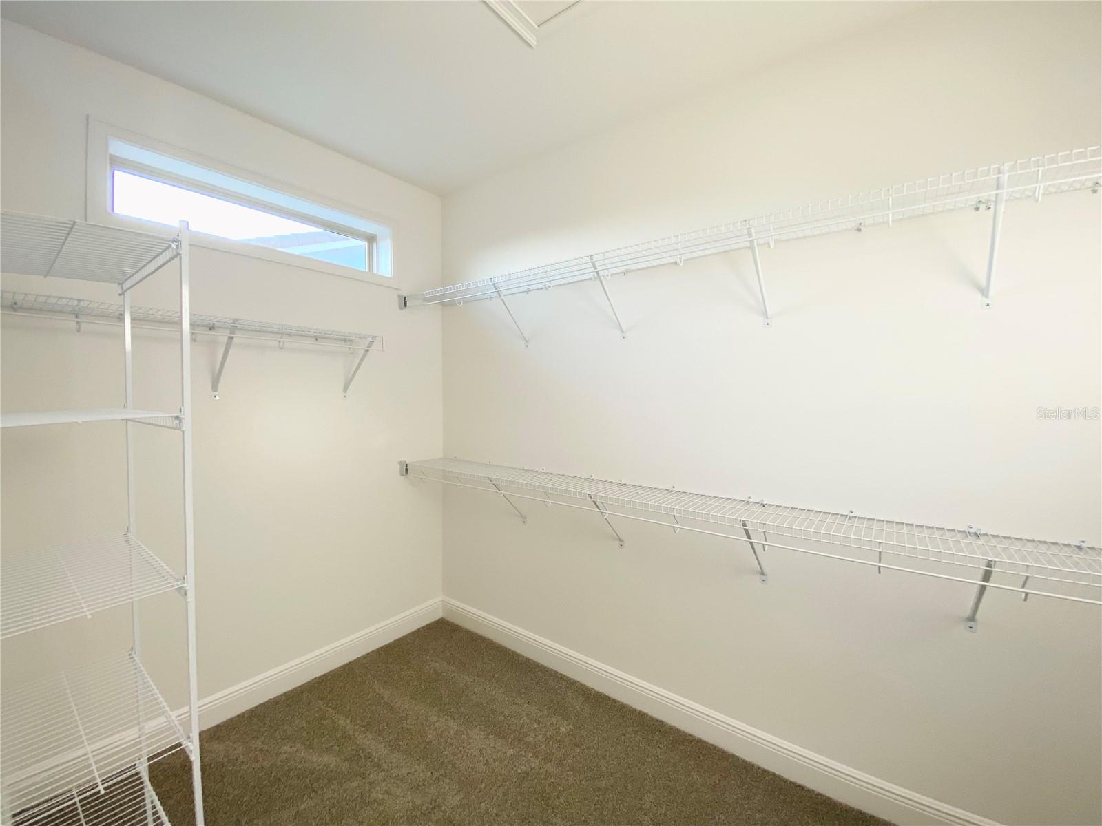 EAGLE CRK VILLAGE I PH 2 - Residential Lease