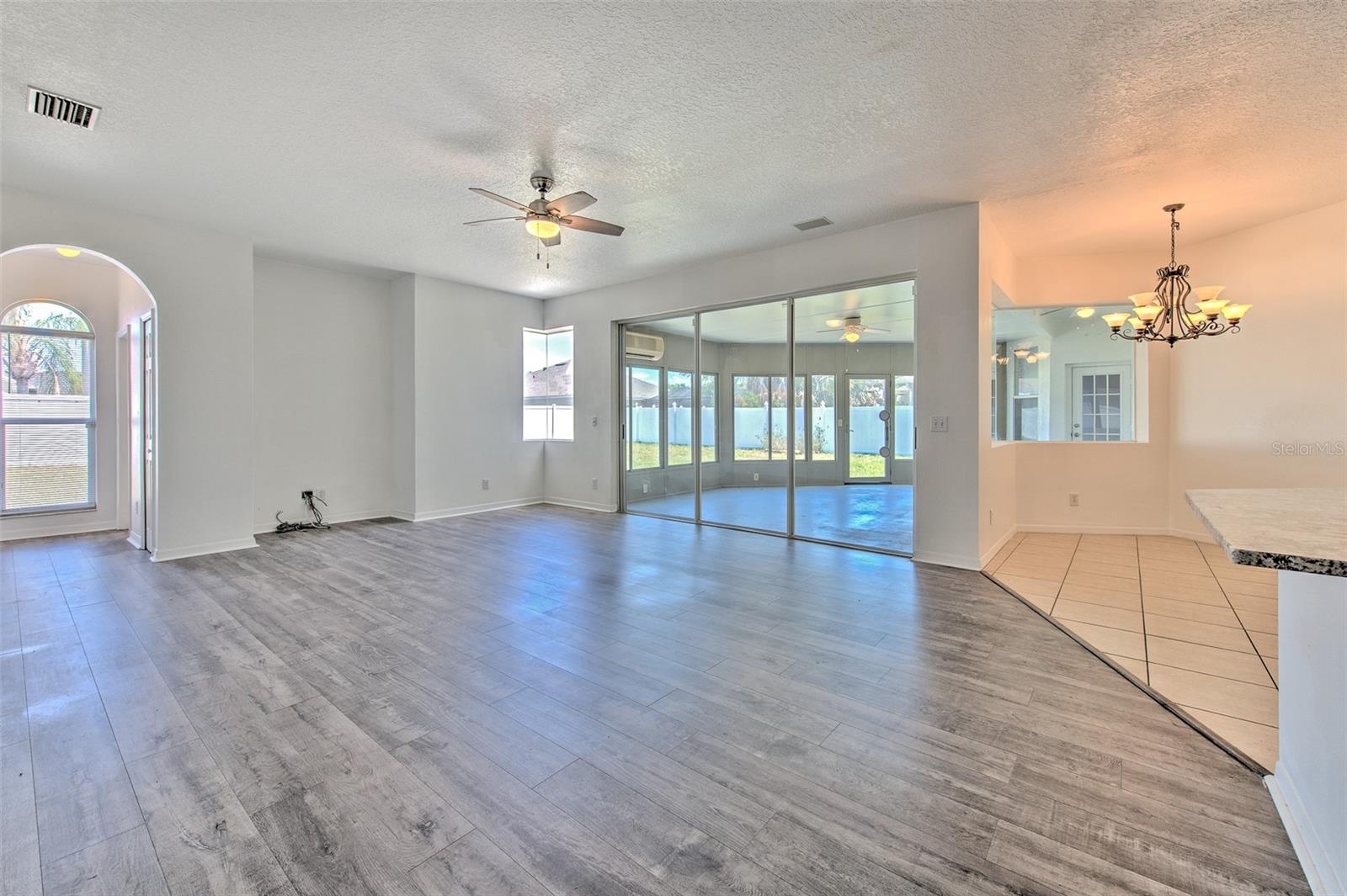 SUMMERFIELD VILLAGE 1 TR 21 - Residential