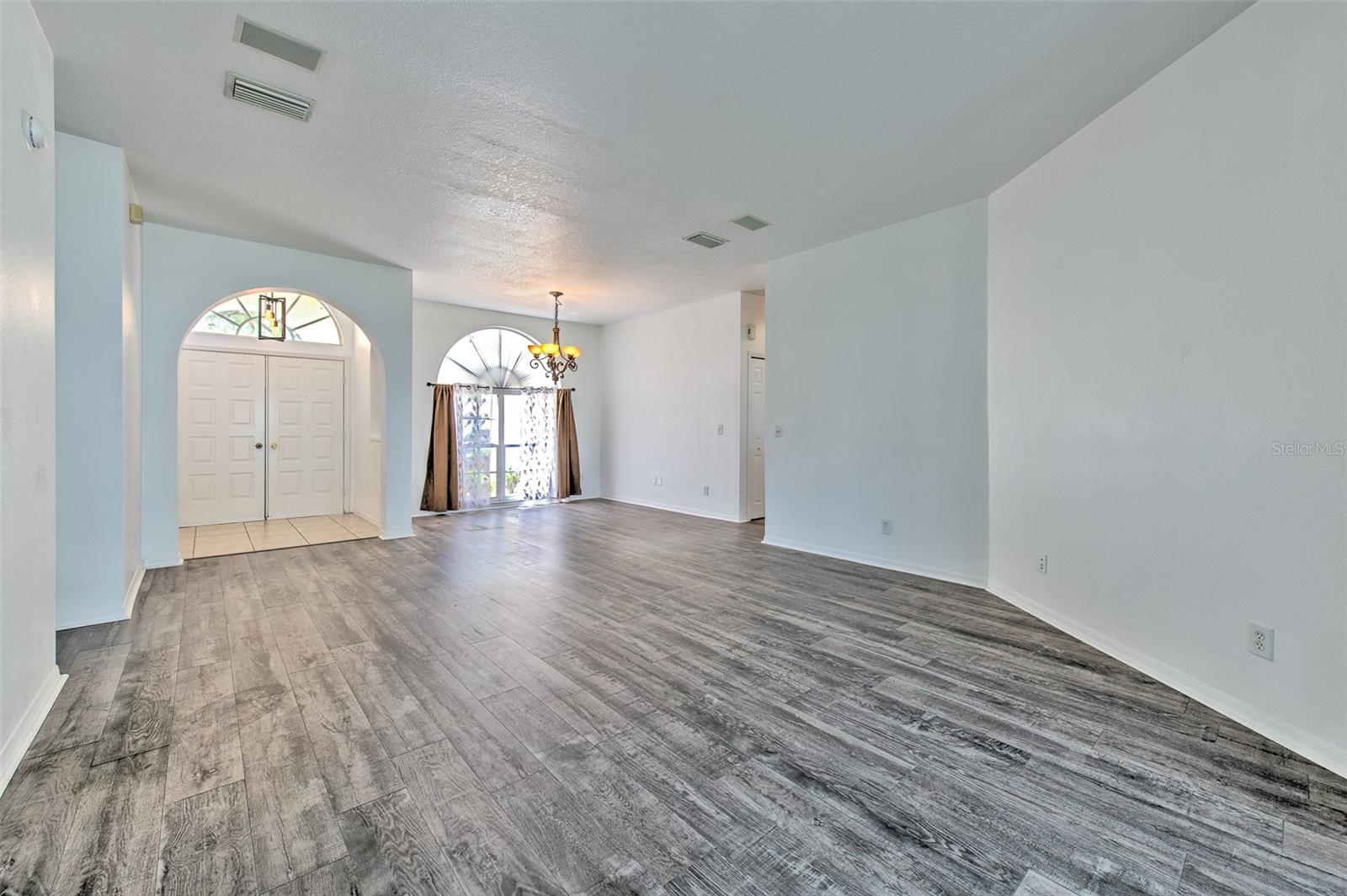 SUMMERFIELD VILLAGE 1 TR 21 - Residential