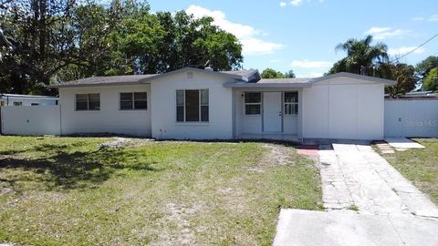 136 LYNBROOK DRIVE ORLANDO FL 32807