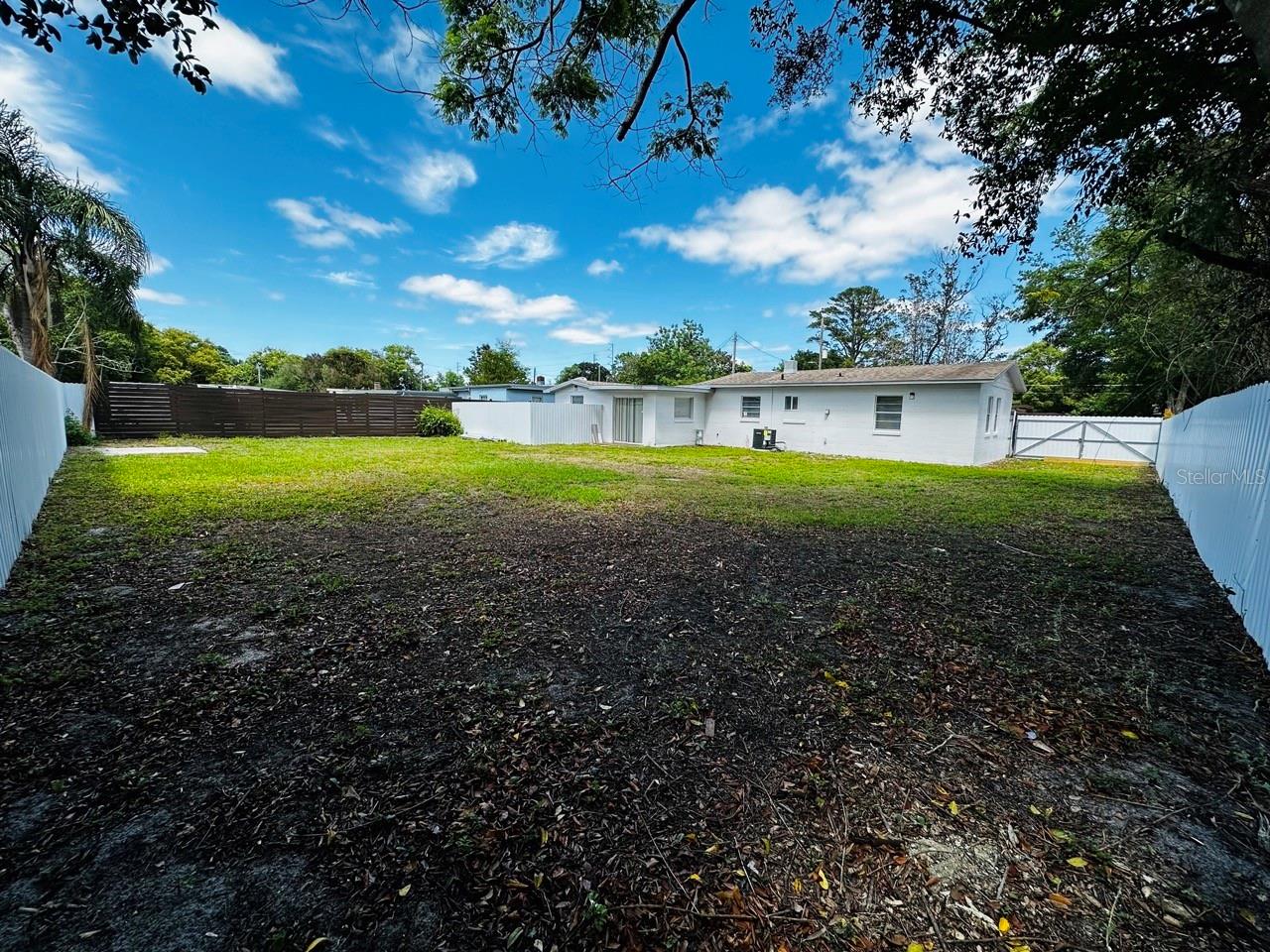 AZALEA PARK SEC 03 - Residential