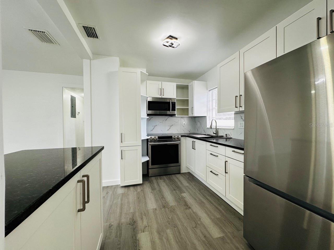 AZALEA PARK SEC 03 - Residential