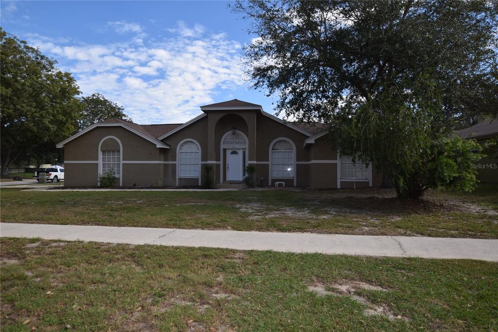 Photo of 6952 Knightswood Drive, Orlando, FL 32818 (MLS # O6398698)