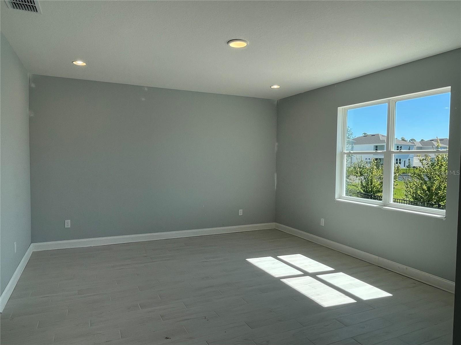 CADENCE PARK - Residential