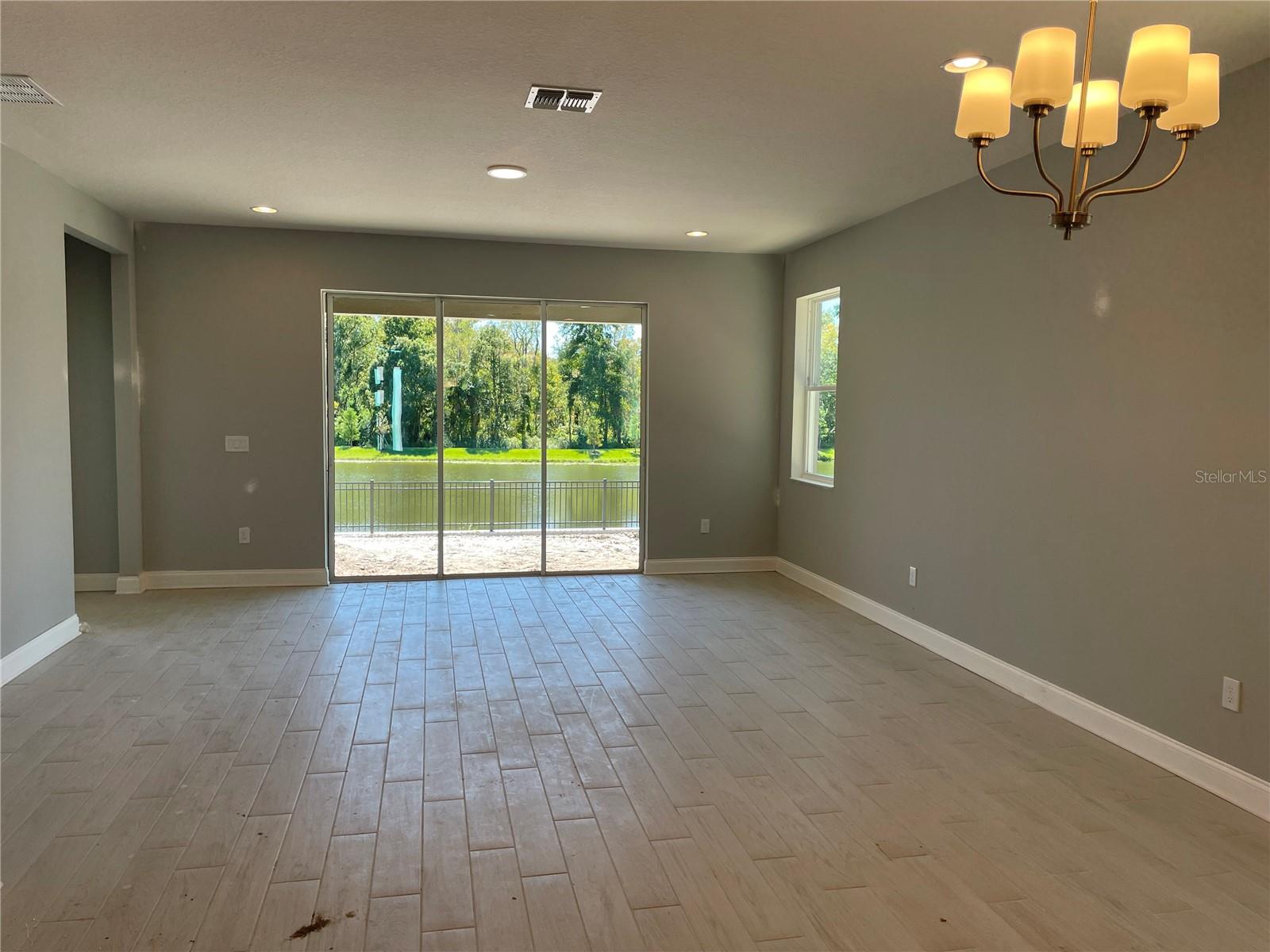 CADENCE PARK - Residential