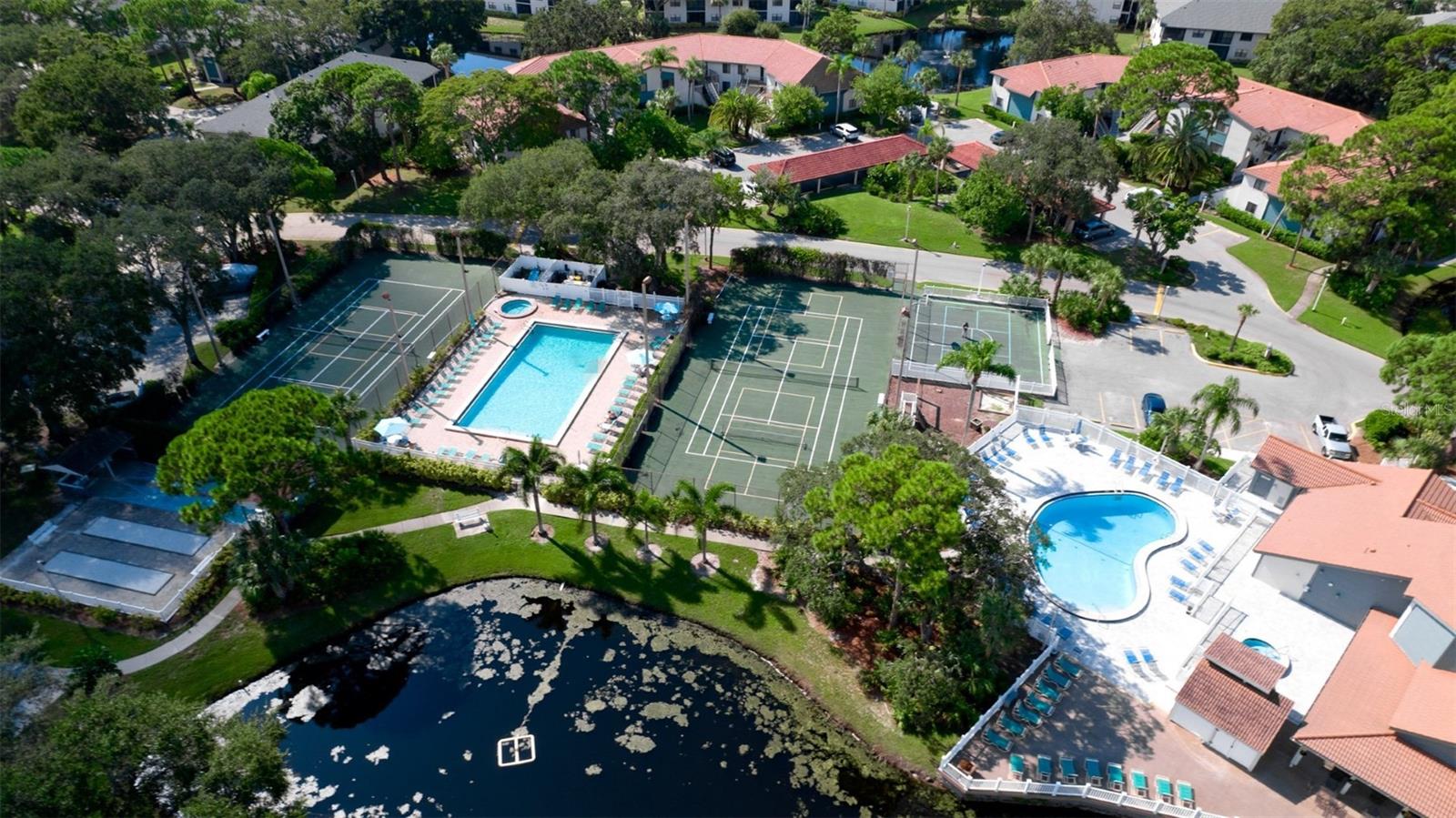 SHOREWALK BATH & TENNIS CLUB 18 - Residential