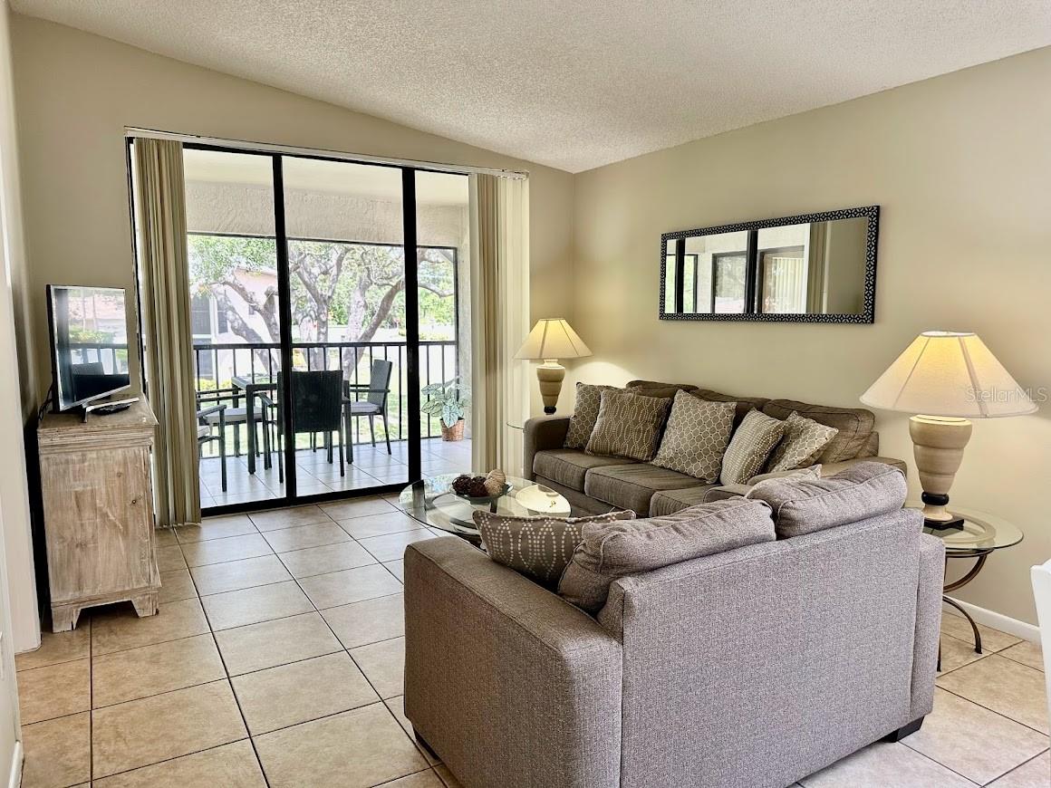 SHOREWALK BATH & TENNIS CLUB 18 - Residential