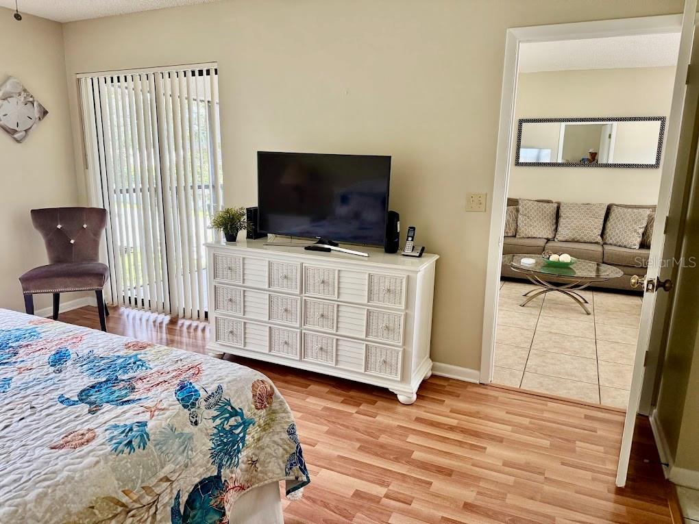 SHOREWALK BATH & TENNIS CLUB 18 - Residential