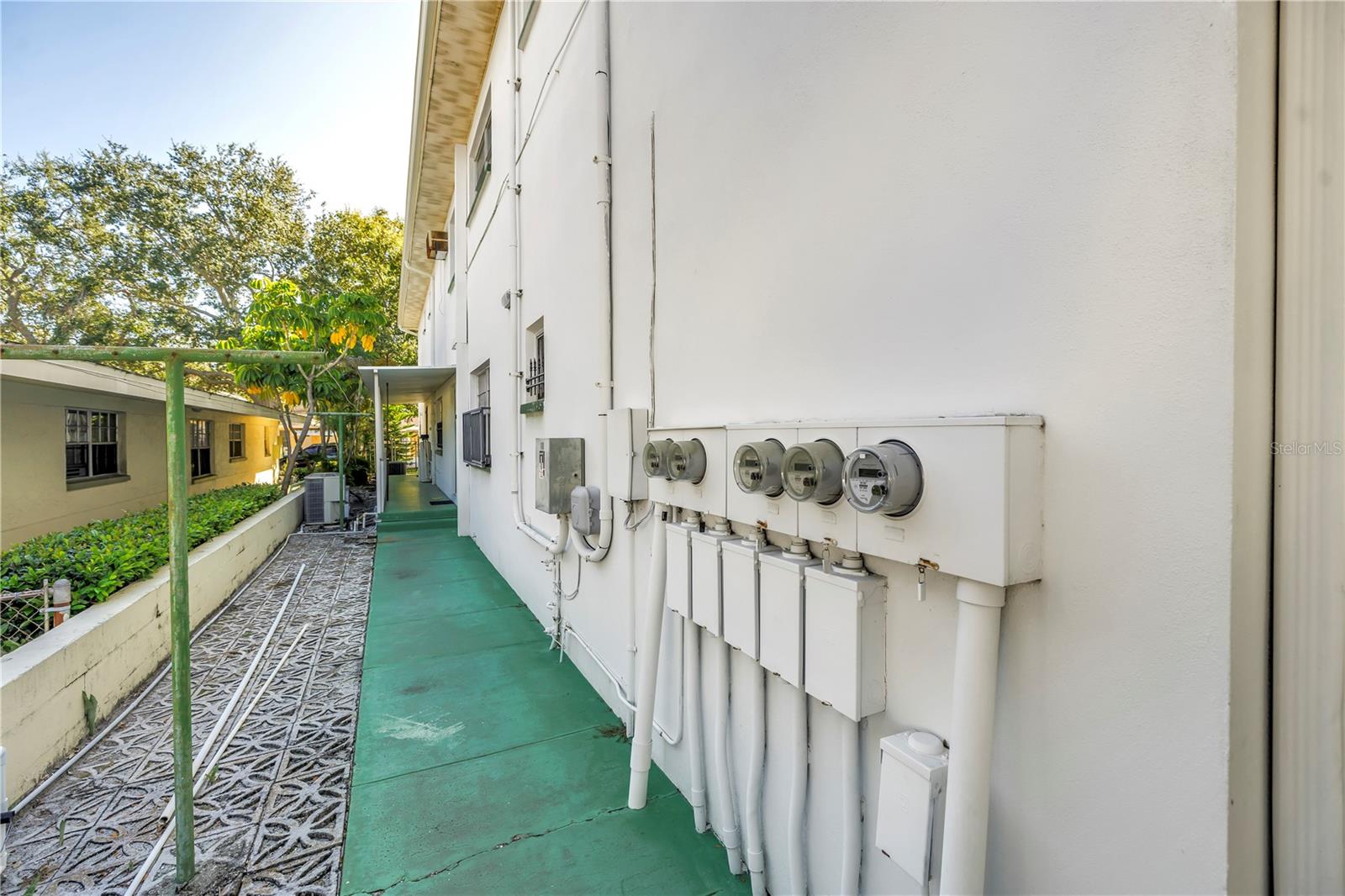 KINYONS H H ADD - Residential Income