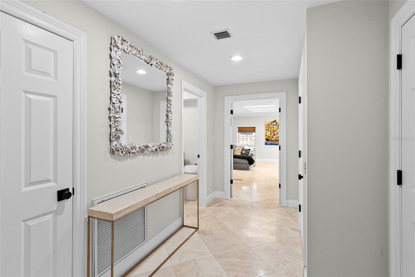 CRESCENT PLACE CONDO - Residential