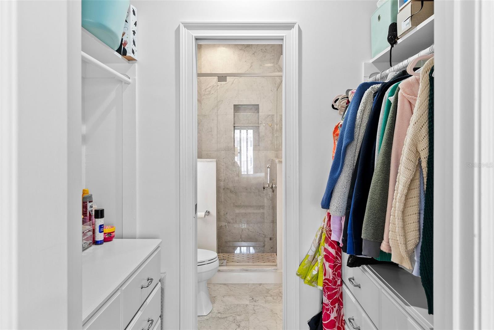 CRESCENT PLACE CONDO - Residential