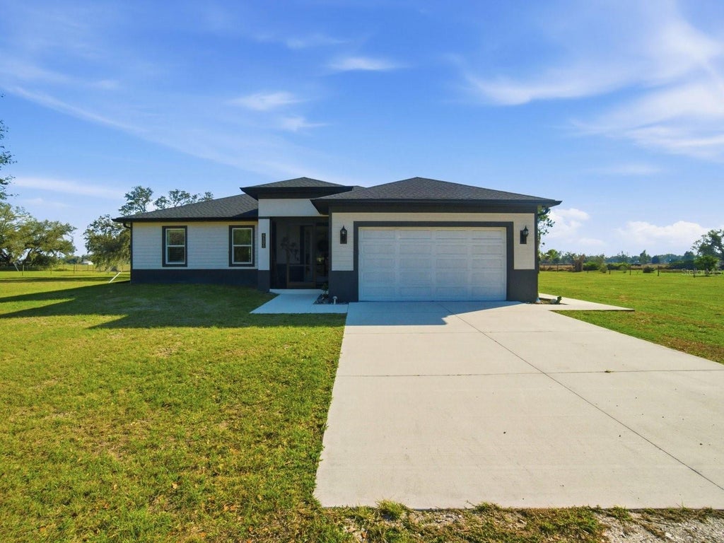Photo of 4135 SW Langford Street, Arcadia, FL 34266 (MLS # C7530202)