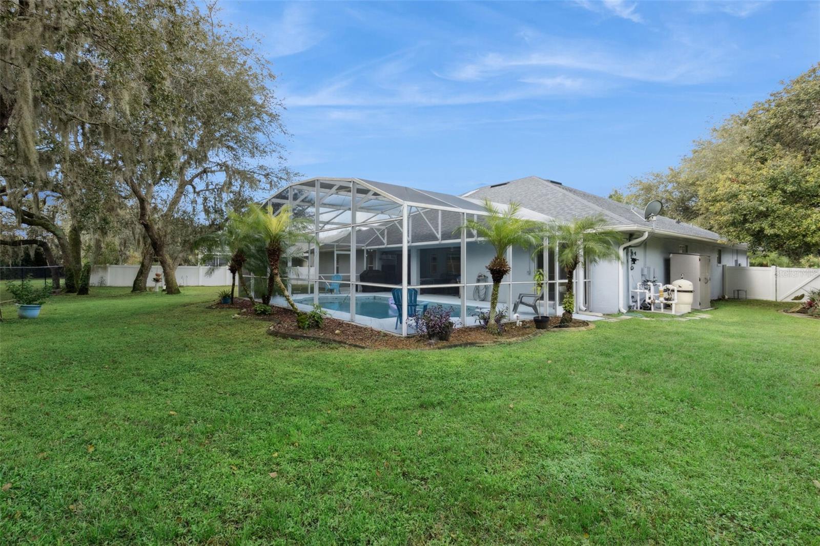 EAST LAKE RESERVE @ NARCOOSSEE UNIT 4 - Residential