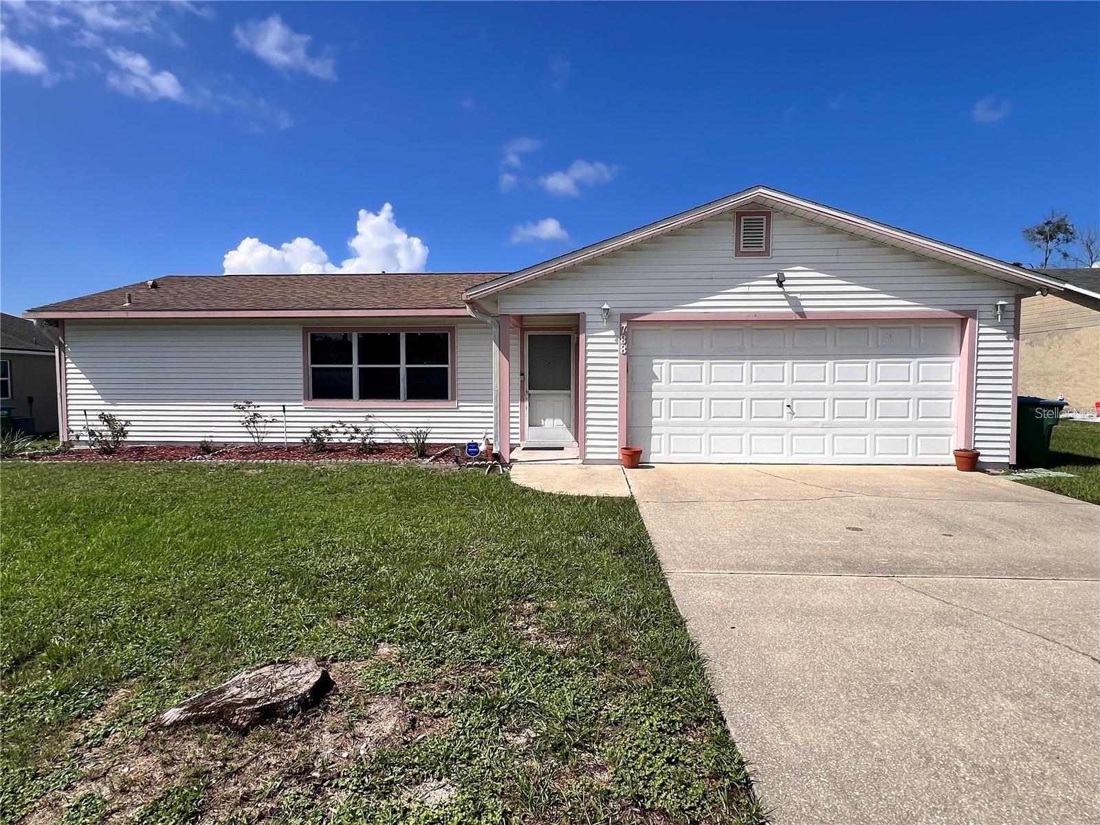 DELTONA LAKES UNIT 03 - Residential