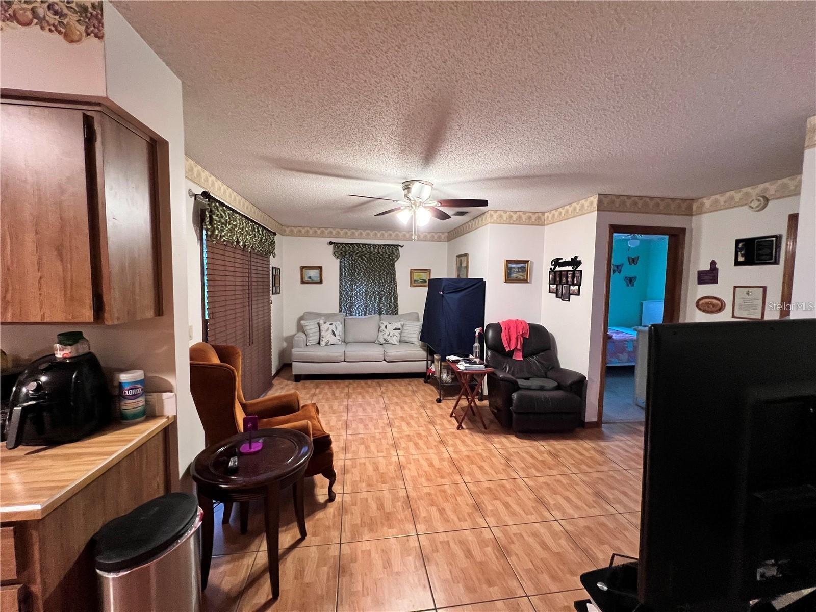 DELTONA LAKES UNIT 03 - Residential