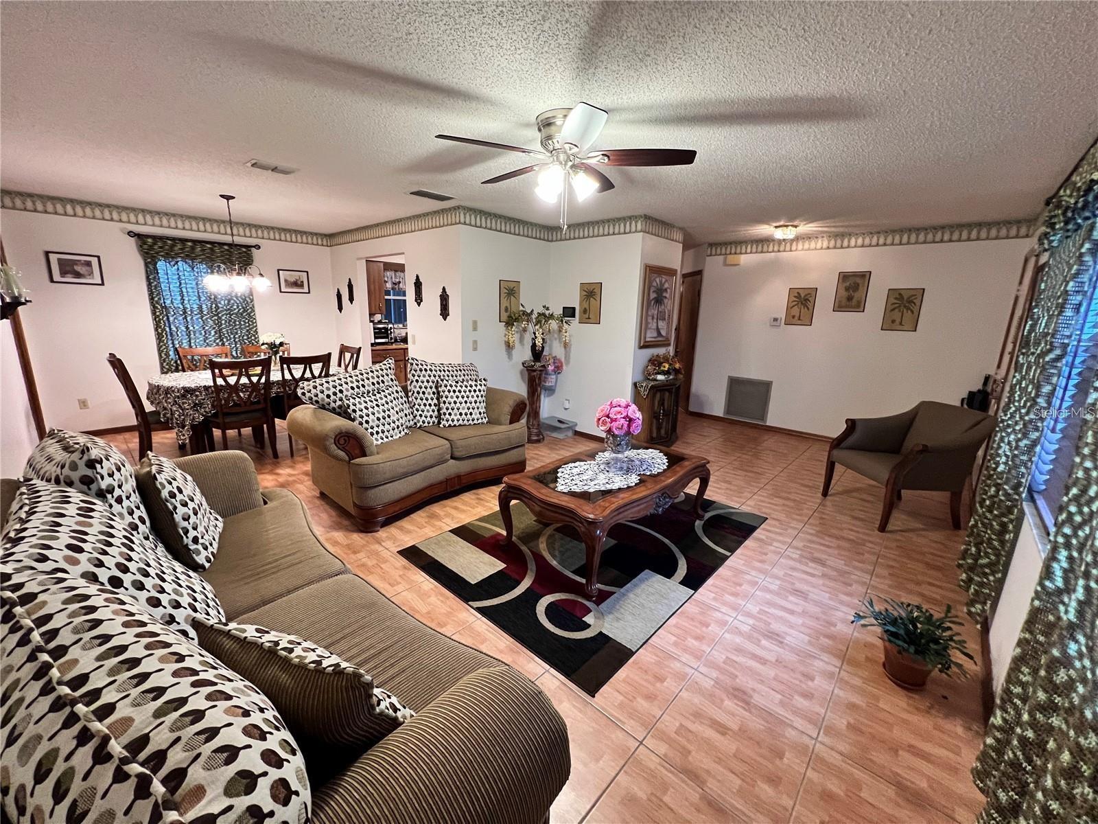 DELTONA LAKES UNIT 03 - Residential