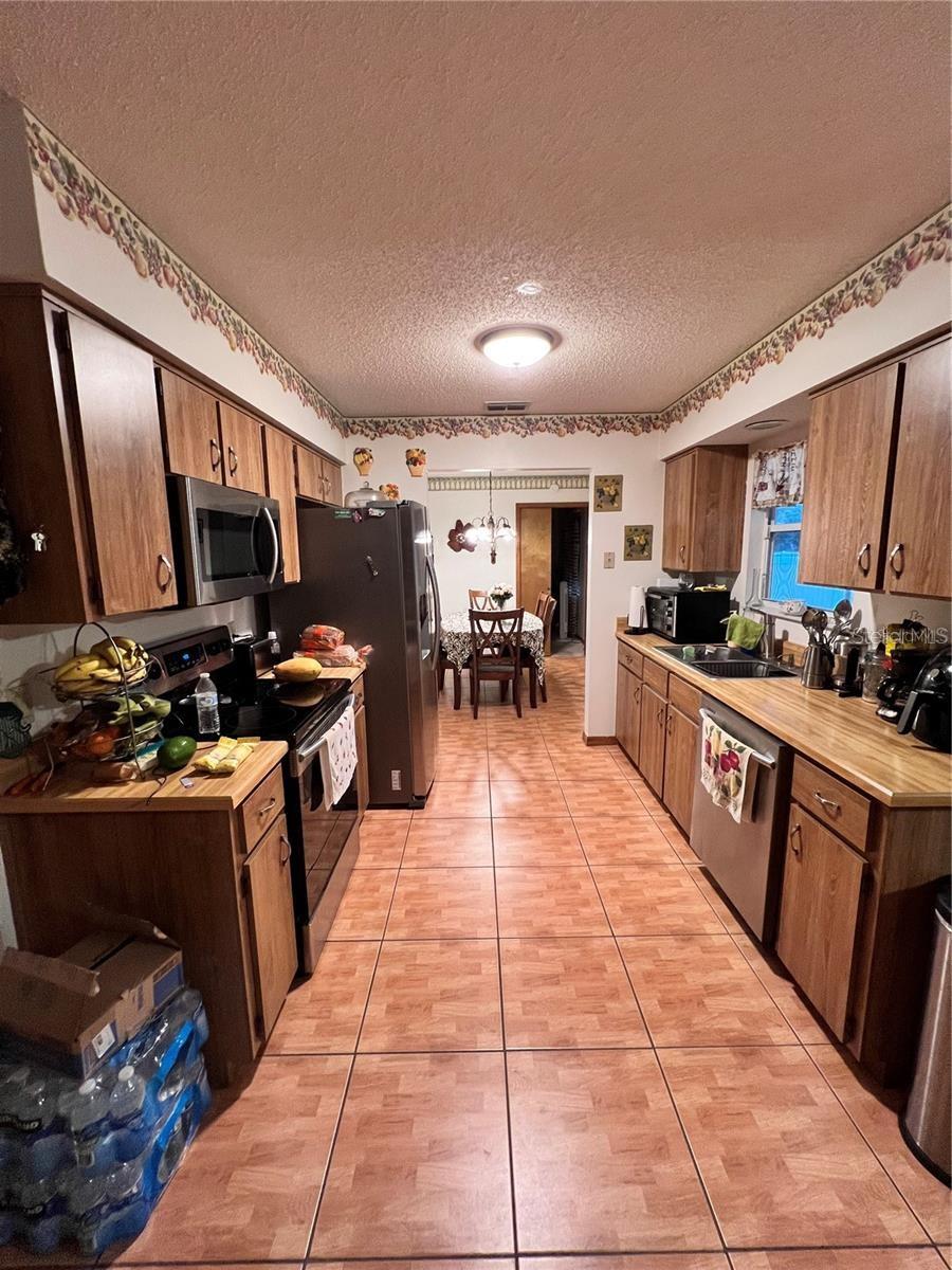 DELTONA LAKES UNIT 03 - Residential