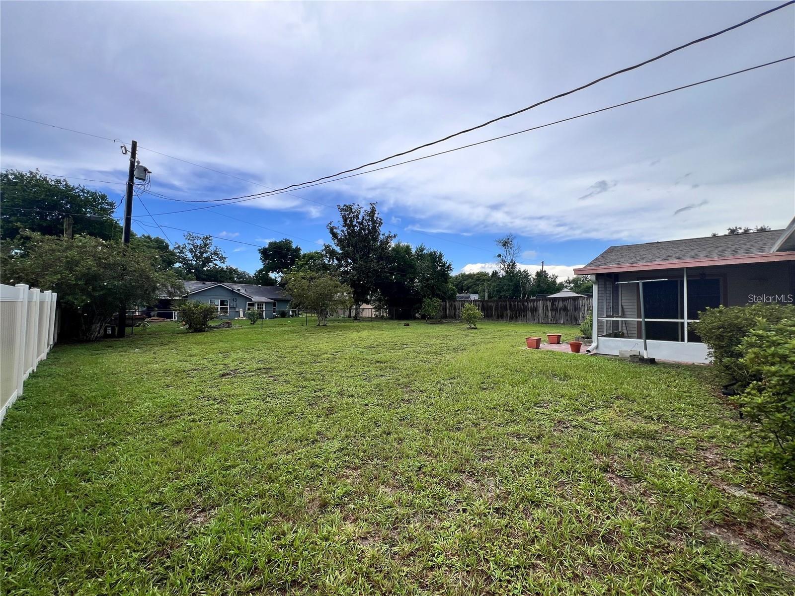 DELTONA LAKES UNIT 03 - Residential