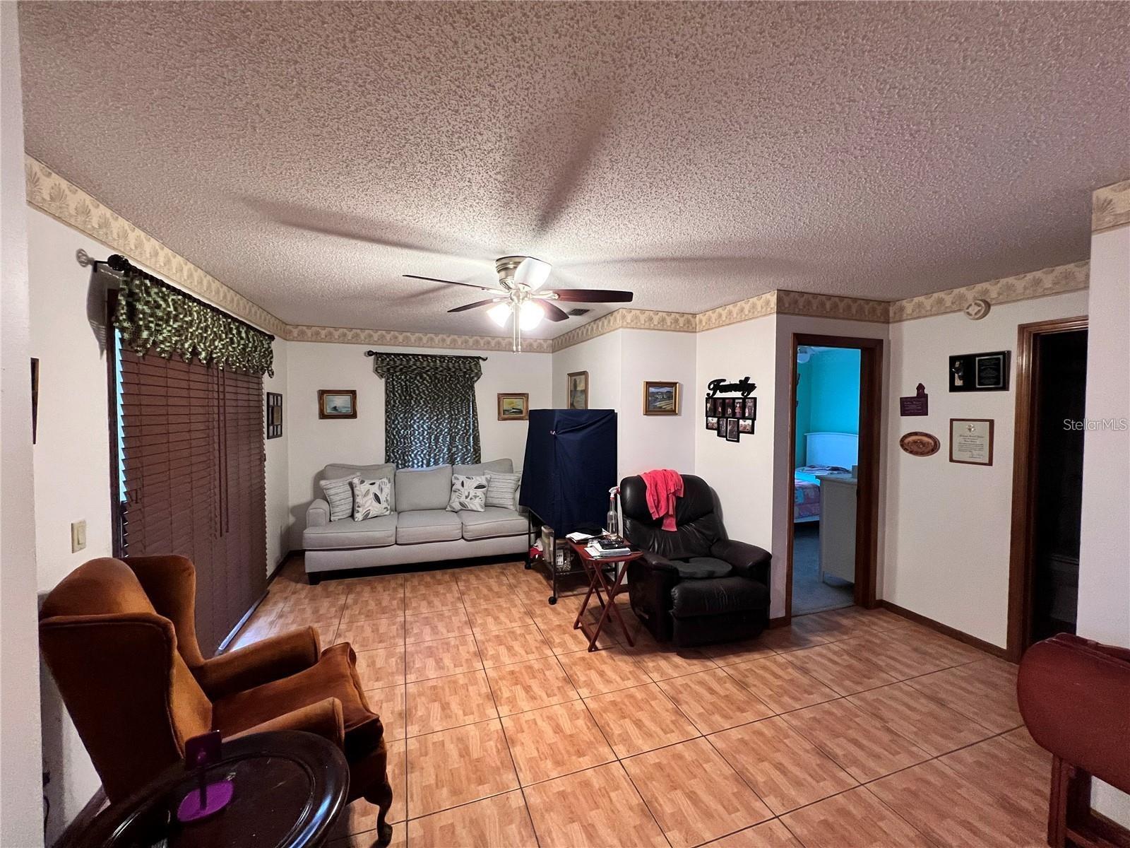 DELTONA LAKES UNIT 03 - Residential