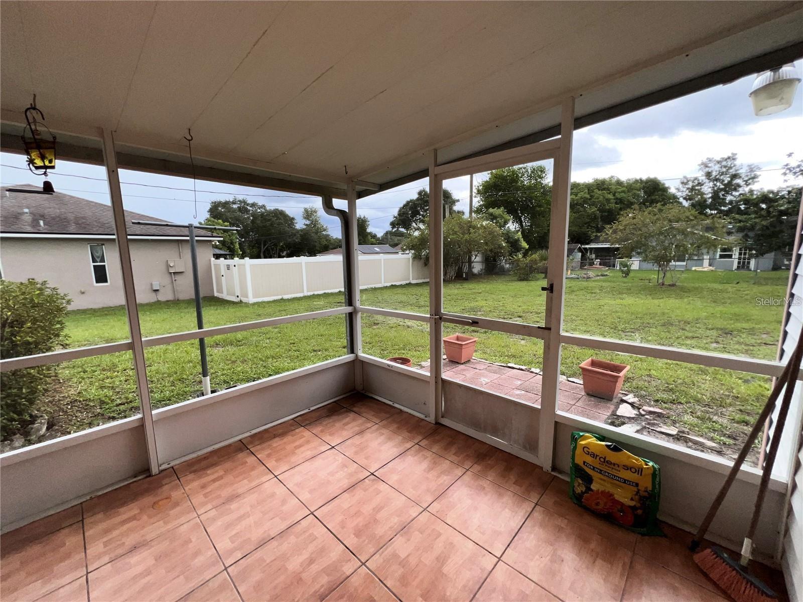 DELTONA LAKES UNIT 03 - Residential