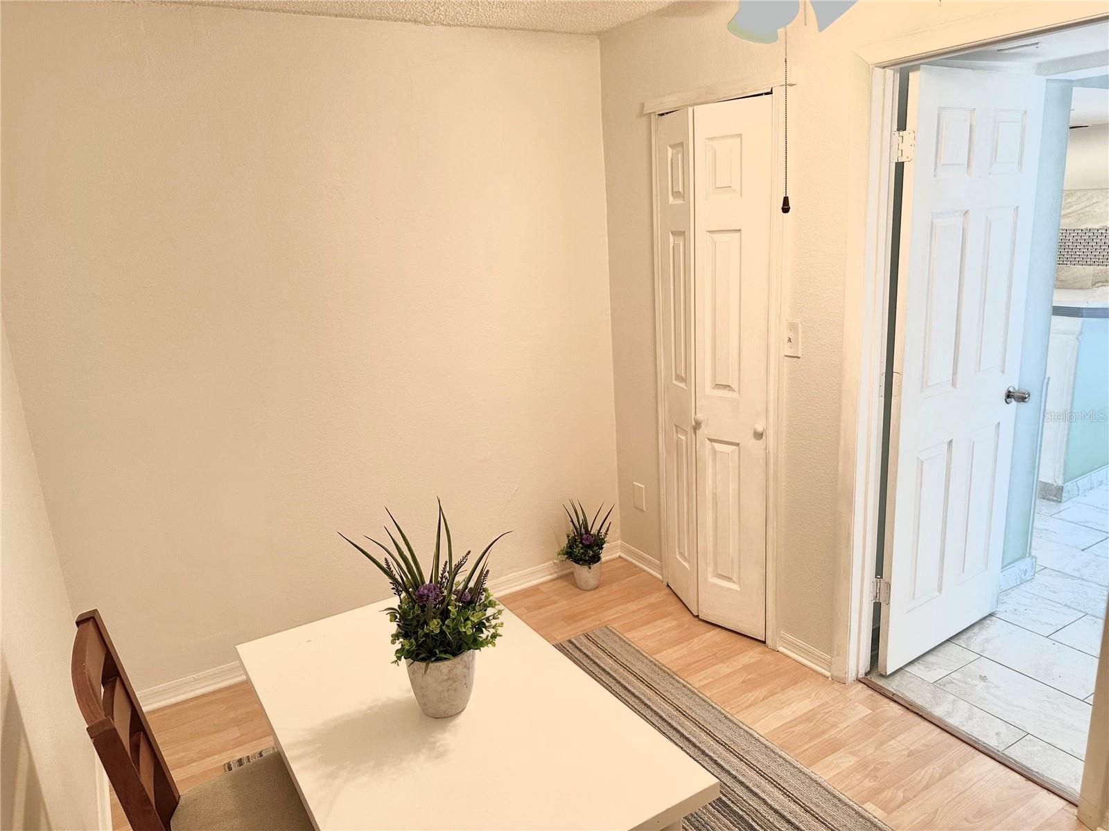 THE TAMPA RACQUET CLUB A CONDO - Residential Lease