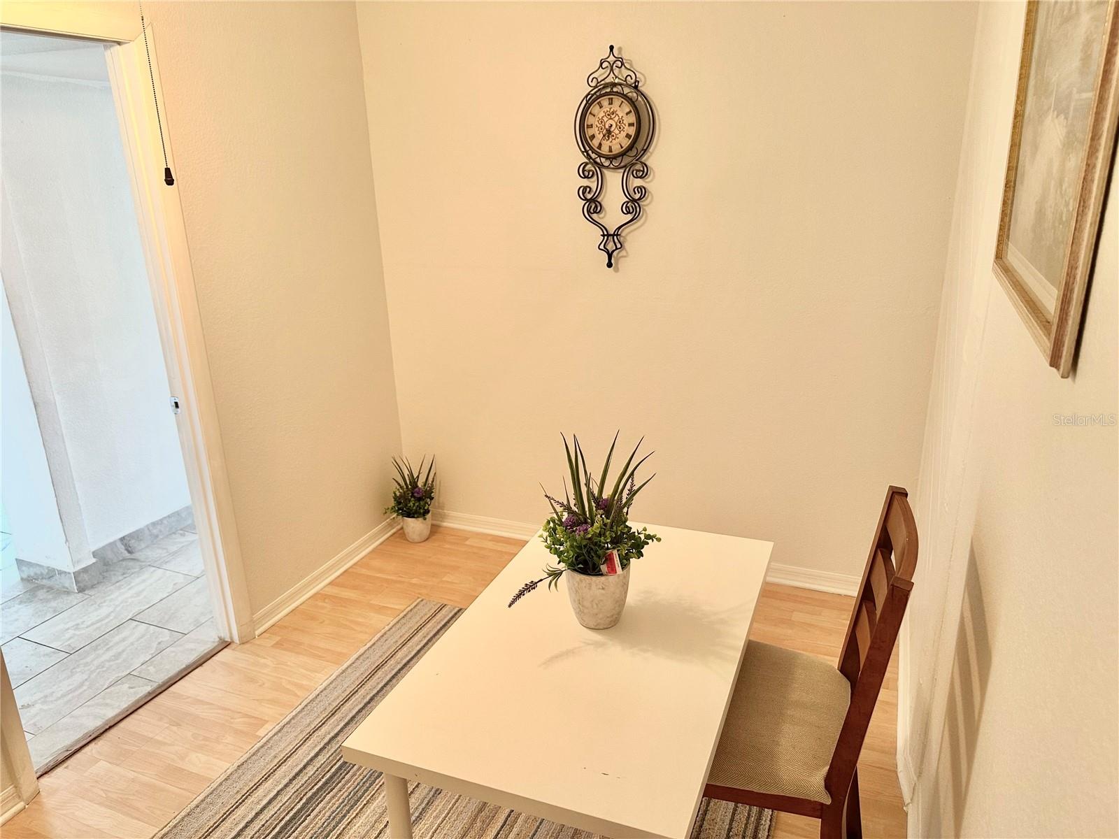 THE TAMPA RACQUET CLUB A CONDO - Residential Lease