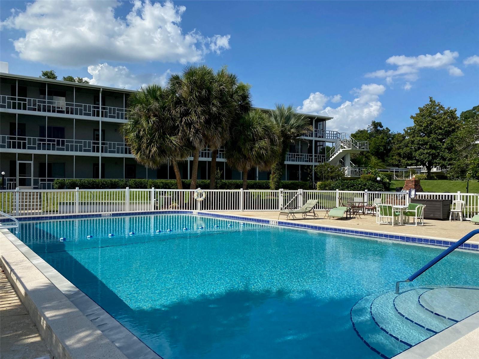 WINTER HAVEN HARBOUR APTS CONDO - Residential