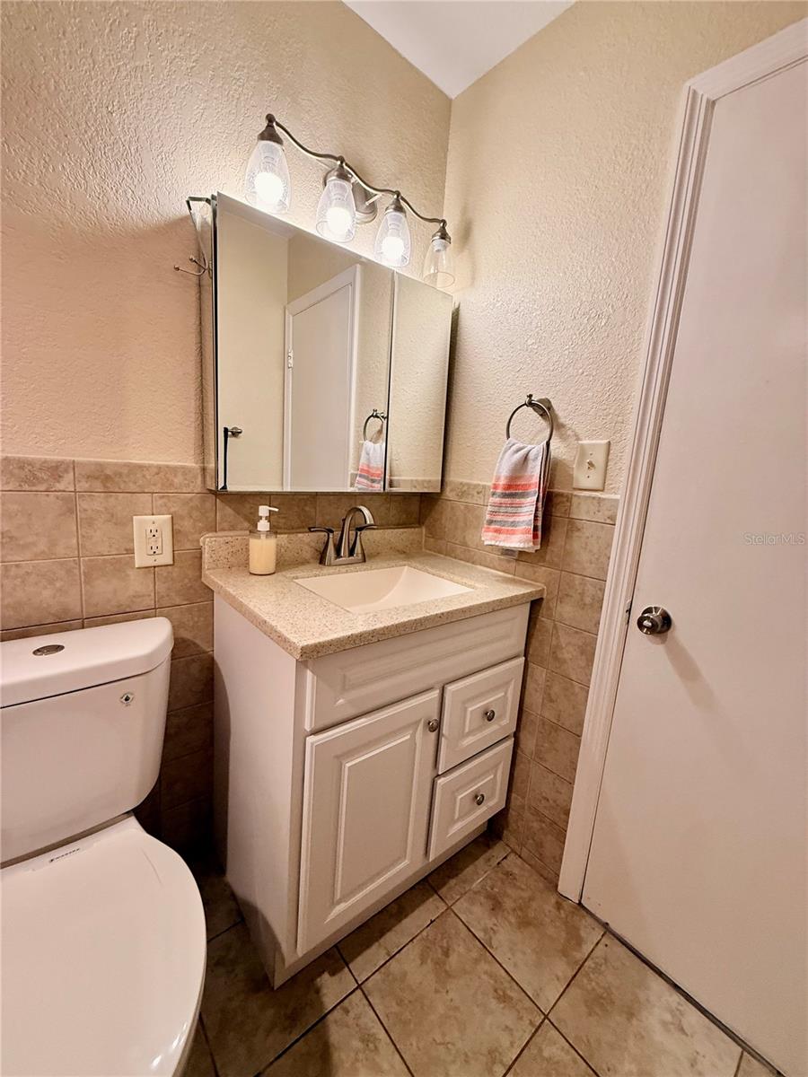 WINTER HAVEN HARBOUR APTS CONDO - Residential