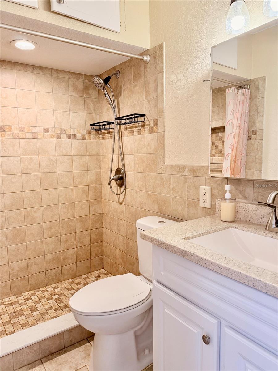 WINTER HAVEN HARBOUR APTS CONDO - Residential