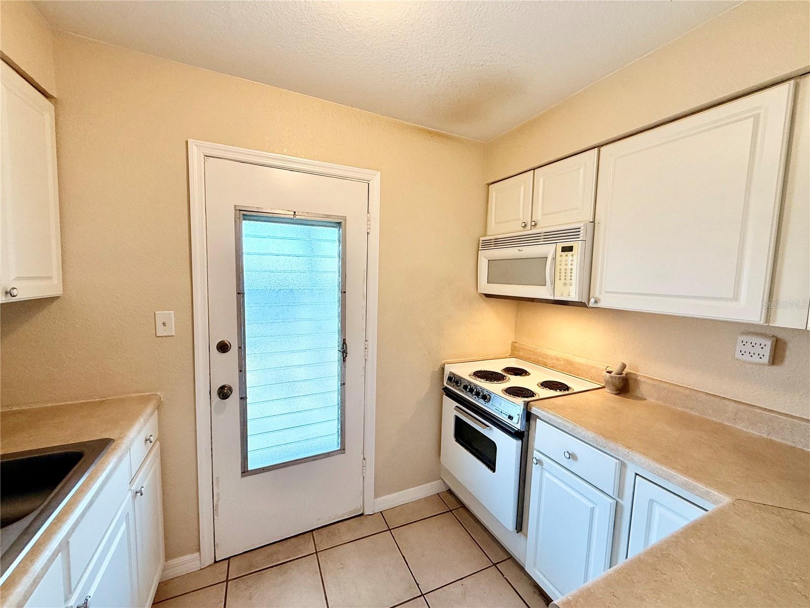 WINTER HAVEN HARBOUR APTS CONDO - Residential