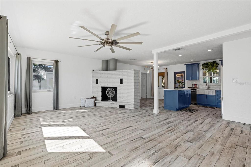 Photo of 344 45th Street Court W, Palmetto, FL 34221 (MLS # A4668770)