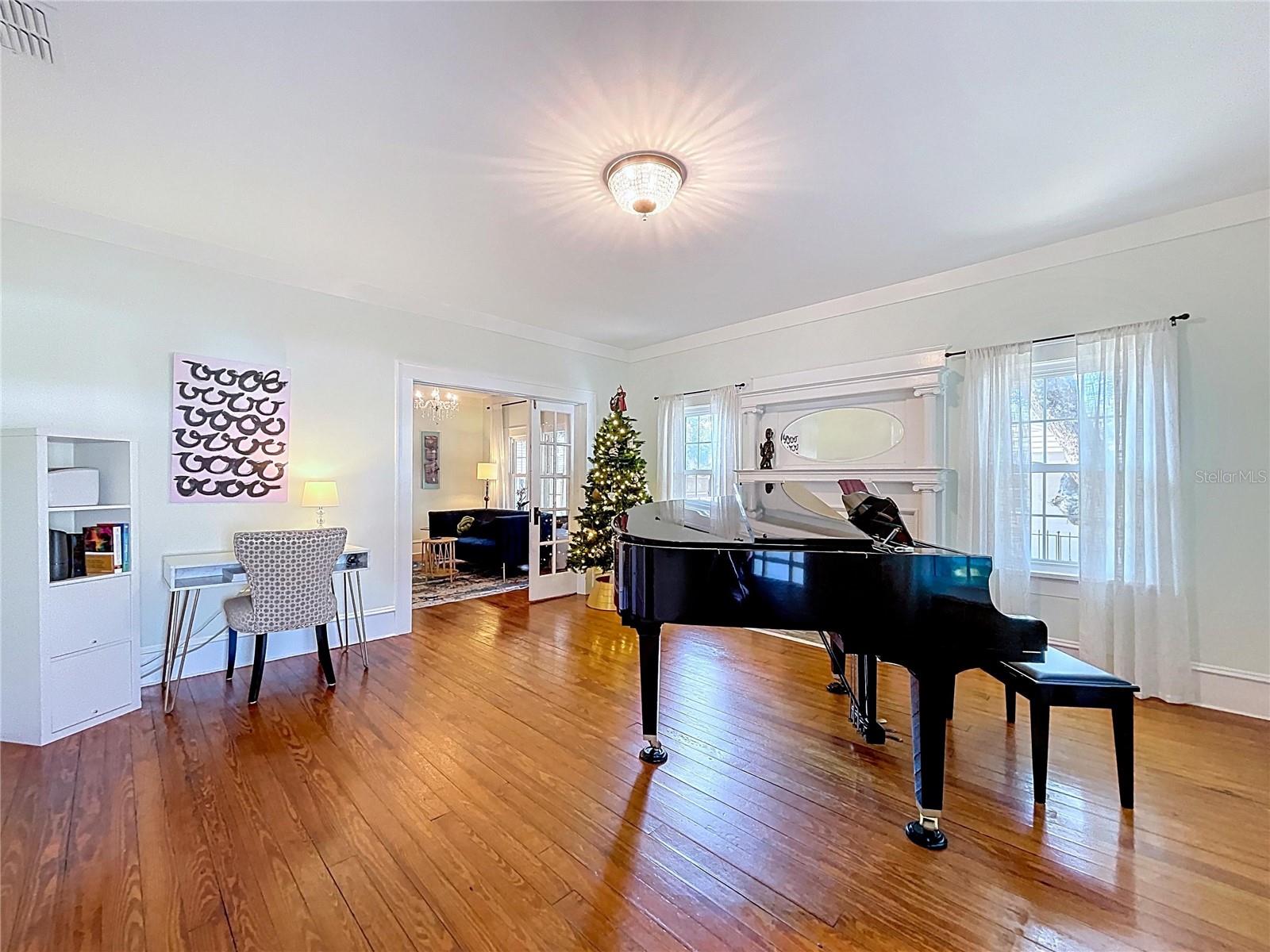 YOUNG & DOUGLAS ADD TO - Residential