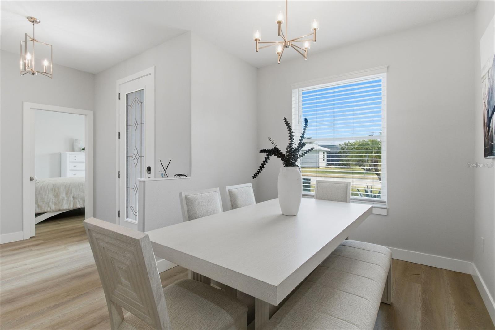 LAUREL MEADOWS - Residential